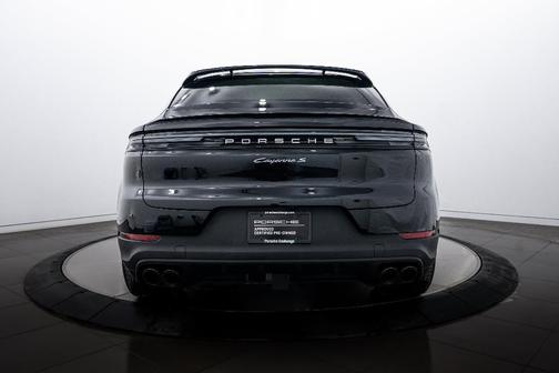 2025 Porsche Cayenne S