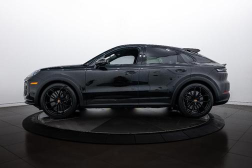 2025 Porsche Cayenne Turbo GT