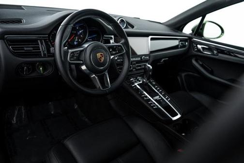 2020 Porsche Macan 
