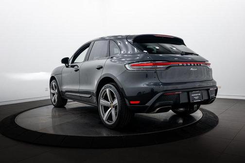 Volcano Grey Metallic 2026 Porsche Macan