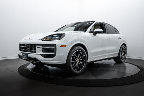 2025 Porsche Cayenne AWD