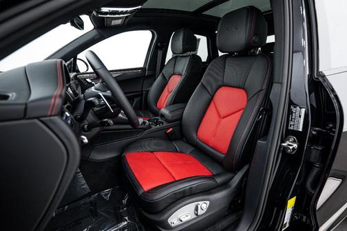 2026 Porsche Macan GTS