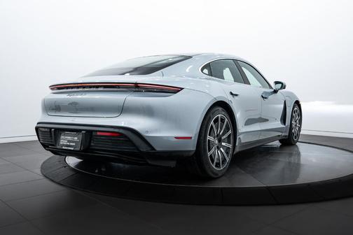 2022 Porsche Taycan 4S