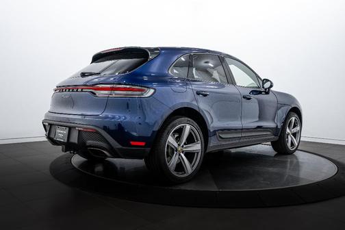 2025 Porsche Macan Macan