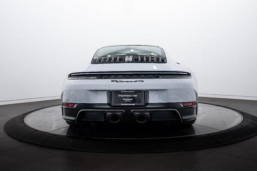 2026 Porsche 911 Carrera GTS