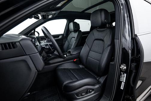 2025 Porsche Cayenne