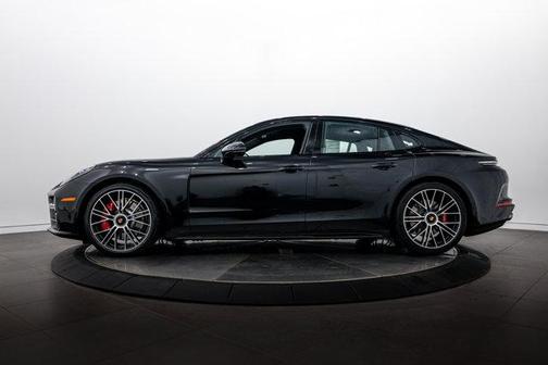 Jet Black Metallic 2026 Porsche Panamera GTS