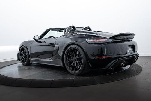 2024 Porsche 718 Spyder RS