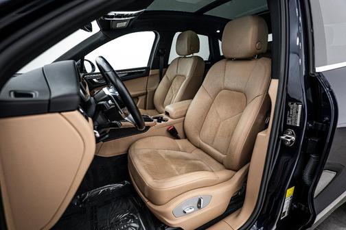 2021 Porsche Macan S