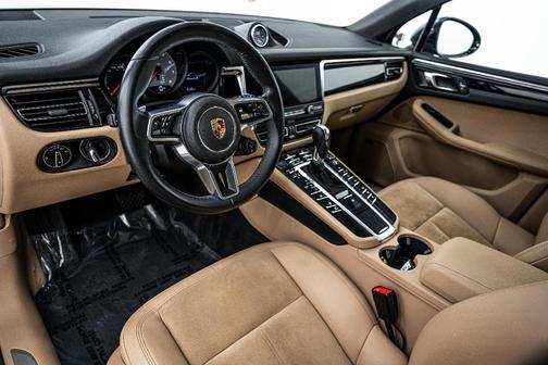2021 Porsche Macan S