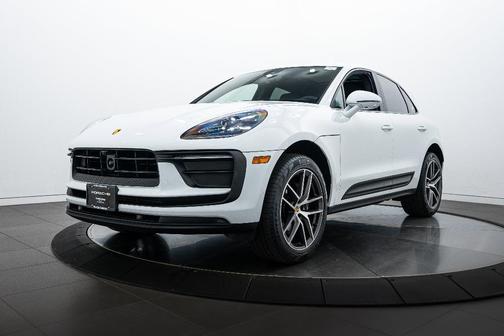 2025 Porsche Macan