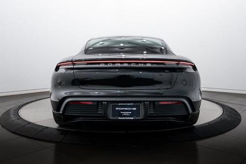 2023 Porsche Taycan 