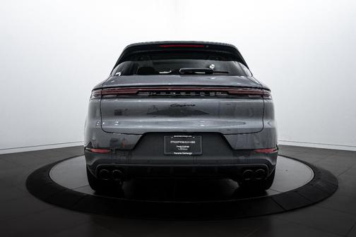 2025 Porsche Cayenne Base