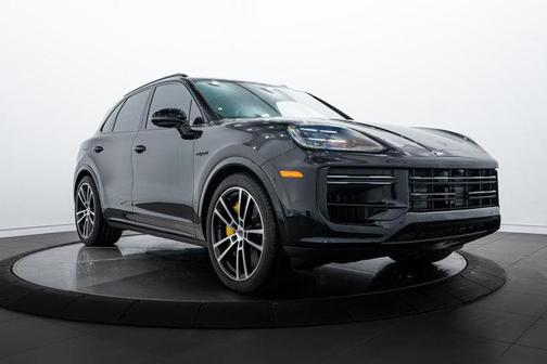 2025 Porsche Cayenne Turbo