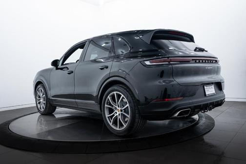 2024 Porsche Cayenne