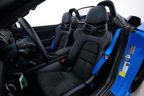 2024 Porsche 718 Spyder RS