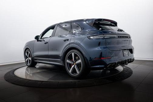 2026 Porsche Cayenne GTS