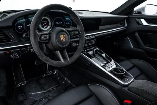 2021 Porsche 911 Turbo S