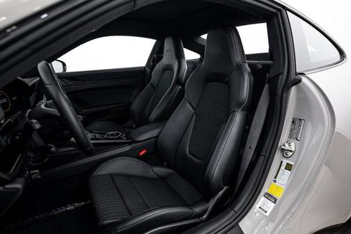 2024 Porsche 911 Carrera T