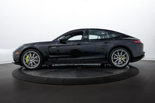 2019 Porsche Panamera E-Hybrid 4