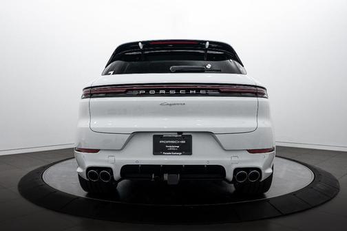 2026 Porsche Cayenne Base