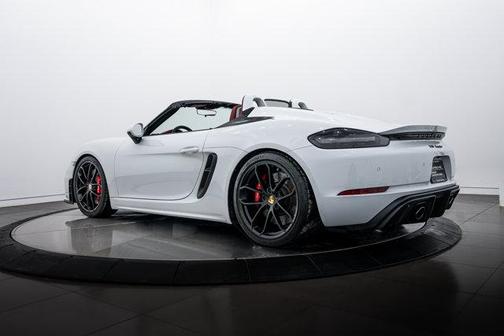 2021 Porsche 718 Spyder 