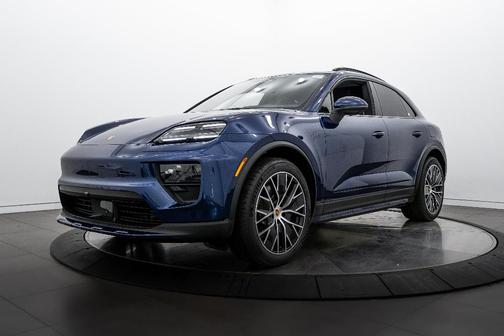 2025 Porsche Macan 4S