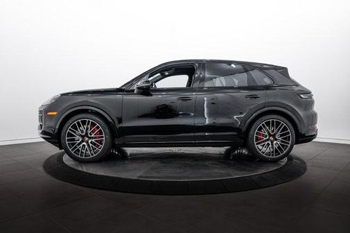 Black Metallic 2026 Porsche Cayenne S