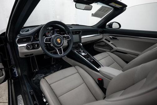 Night Blue Metallic 2018 Porsche 911 Targa 4S