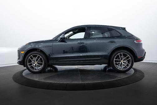 2025 Porsche Macan