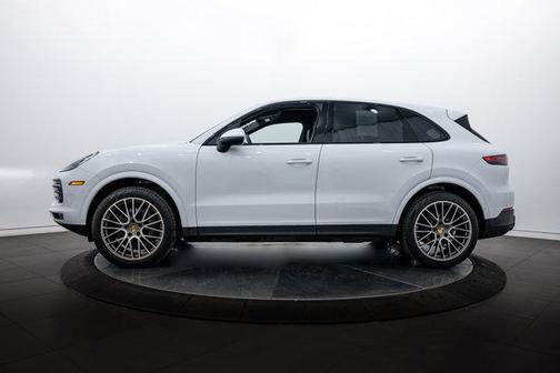 2023 Porsche Cayenne Platinum Edition