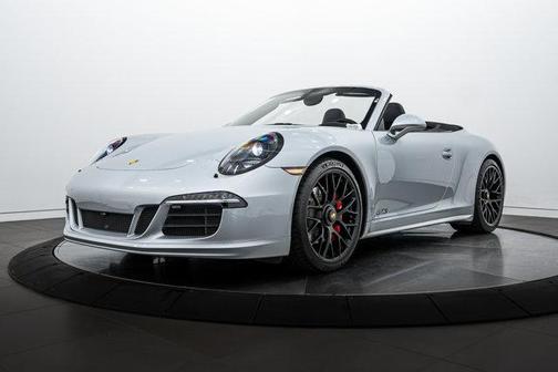 2015 Porsche 911 Carrera 4 GTS