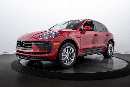 2026 Porsche Macan Base