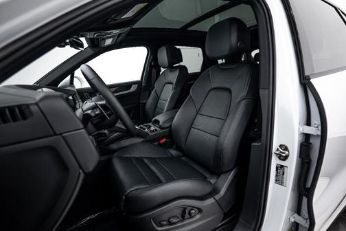 2025 Porsche Cayenne S