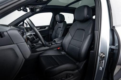 2024 Porsche Cayenne 