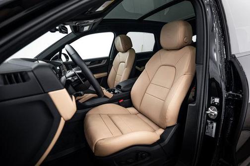 2026 Porsche Cayenne AWD