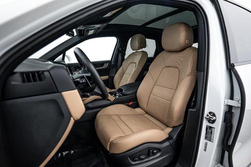 2025 Porsche Cayenne