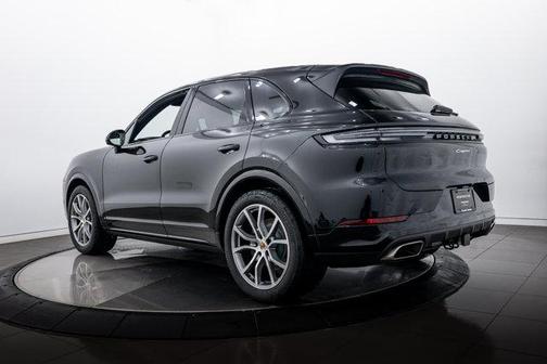 2026 Porsche Cayenne Base