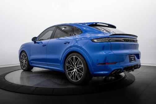 2026 Porsche Cayenne GTS