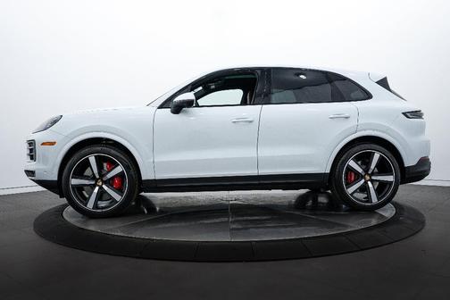 2025 Porsche Cayenne S
