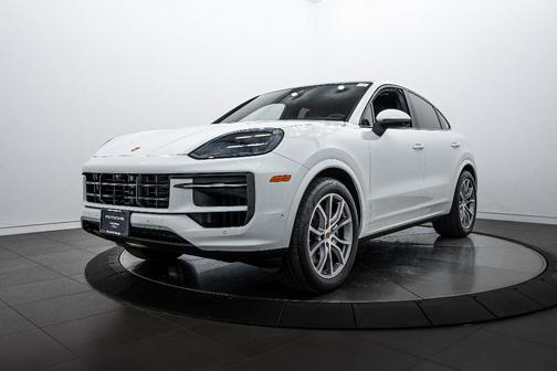 2025 Porsche Cayenne AWD