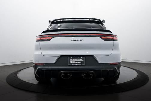 2023 Porsche Cayenne Turbo GT