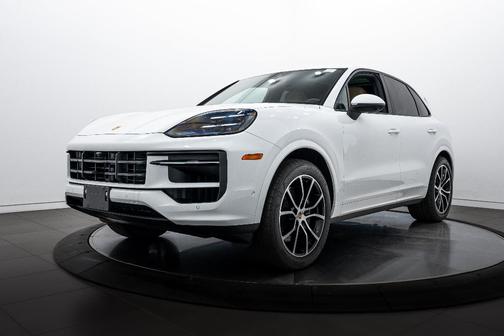 2025 Porsche Cayenne 