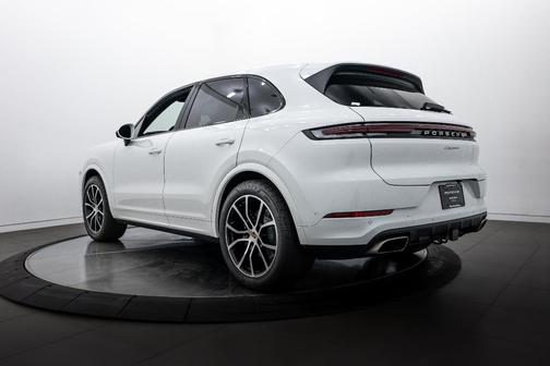 2025 Porsche Cayenne 