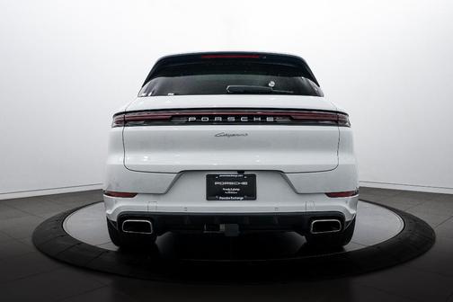 2025 Porsche Cayenne 
