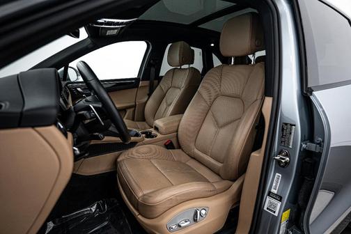 2022 Porsche Macan