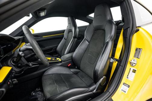2023 Porsche 911 Carrera GTS