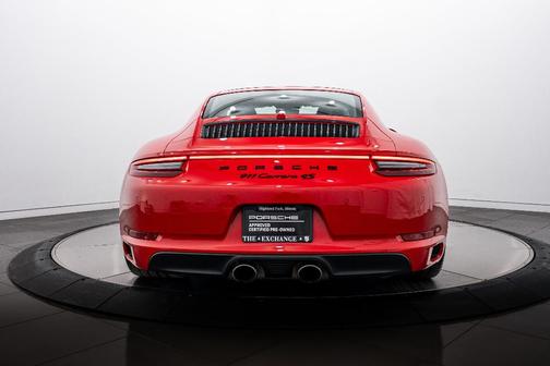 2019 Porsche 911 Carrera 4S