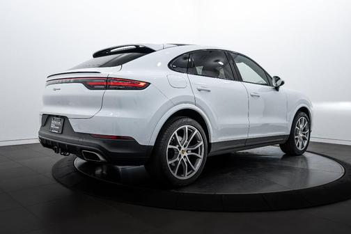 2021 Porsche Cayenne Cayenne