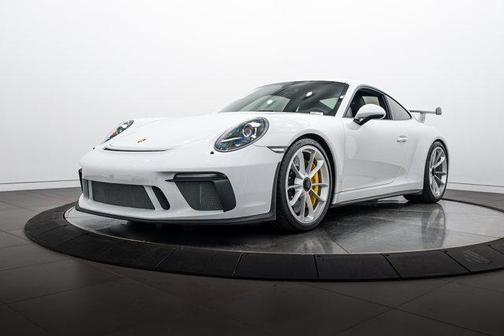 Carrara White Metallic 2018 Porsche 911 GT3